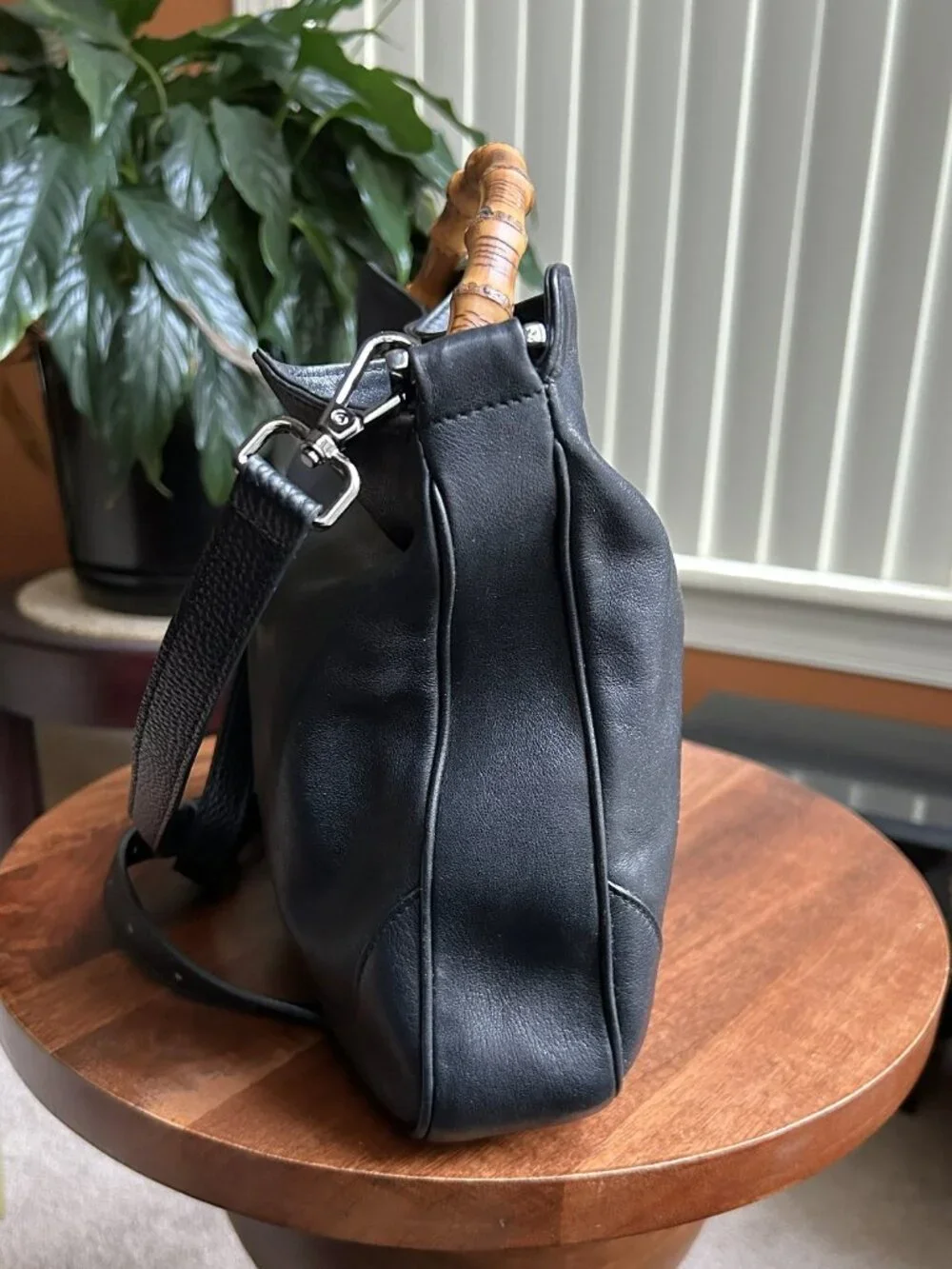 GUCCI Medium Diana Shoulder Bag, Black